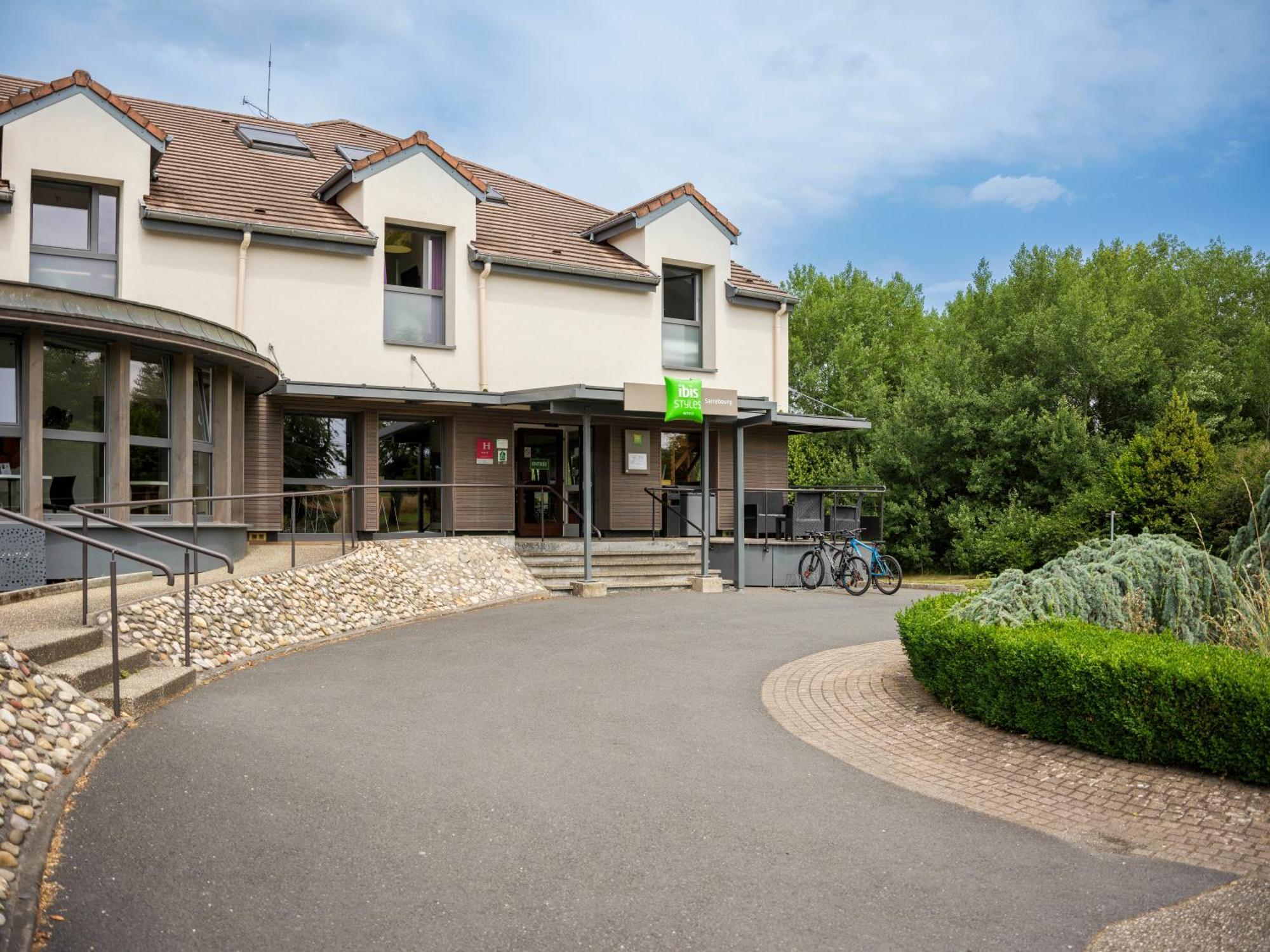 Hotel Ibis Styles Sarrebourg Exterior foto